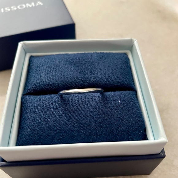 New Missoma Silver Claw Furrow Ring - Picture 6 of 9